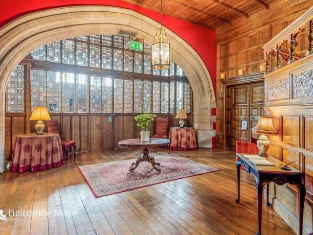 3 bed flat for sale