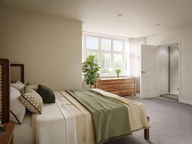 3 bed flat for sale
