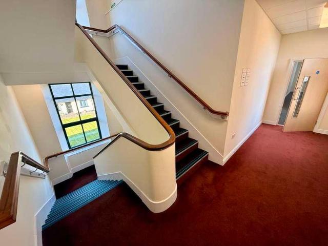 3 bed flat for sale