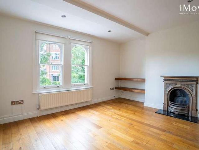 3 bed flat for sale