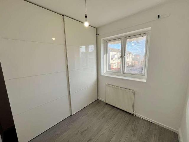 3 bed flat for sale