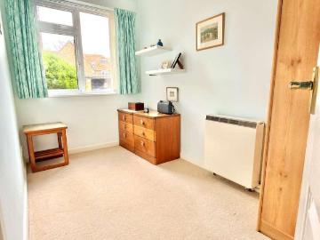 3 bed flat for sale