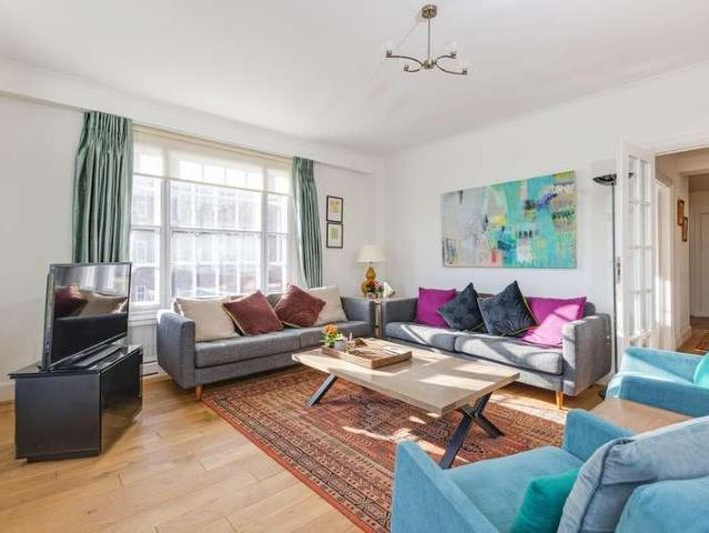 3 bed flat for sale