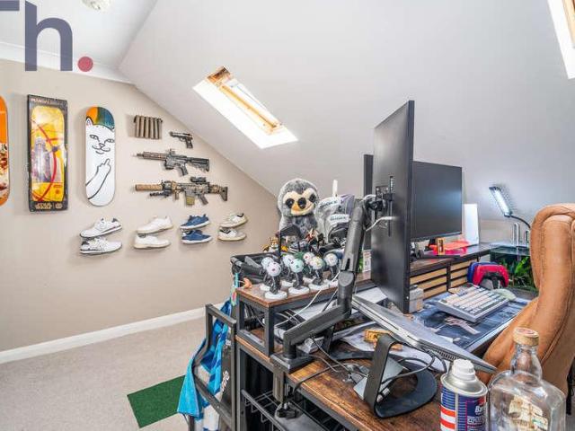 3 bed flat for sale