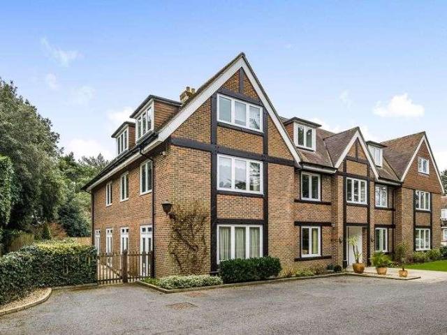 3 bed flat for sale