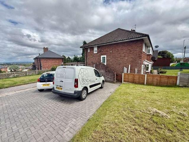 3 bed flat for sale