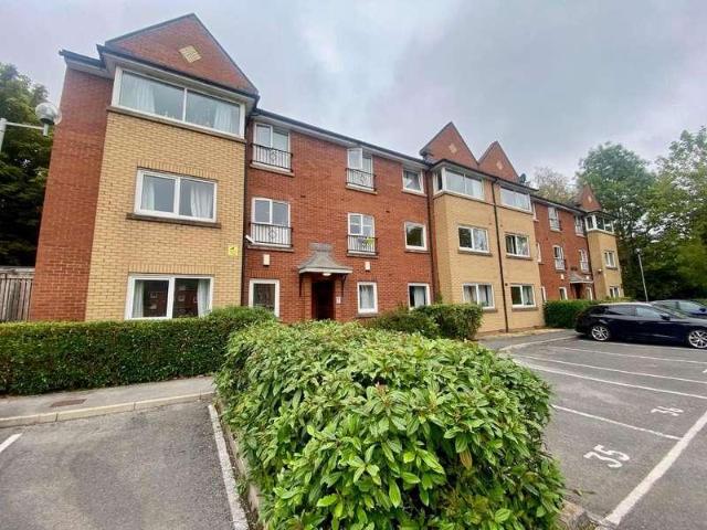 3 bed flat for sale
