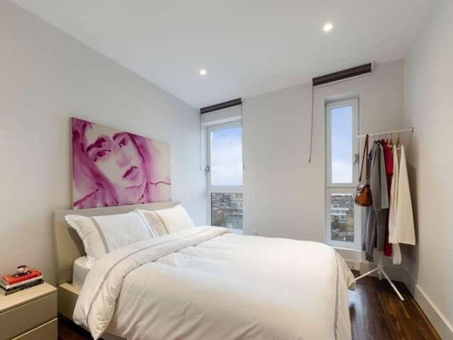 3 bed flat for sale