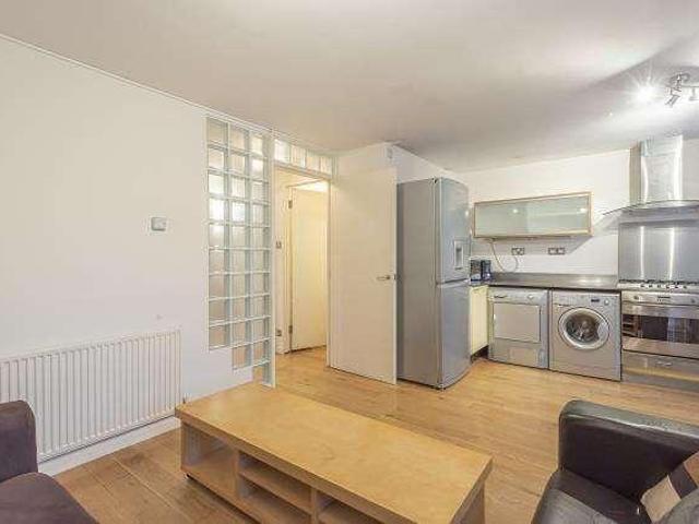 3 bed flat for sale