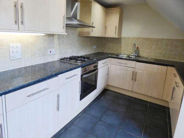 3 bed flat for sale