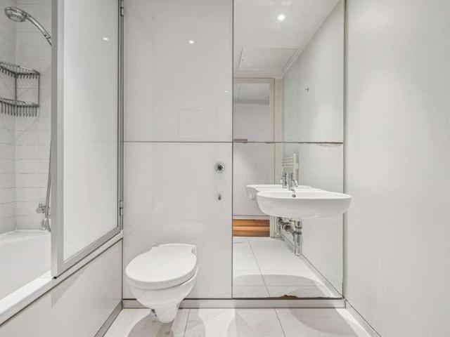3 bed flat for sale