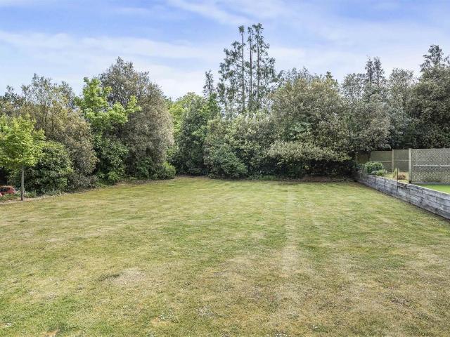 3 bed flat for sale