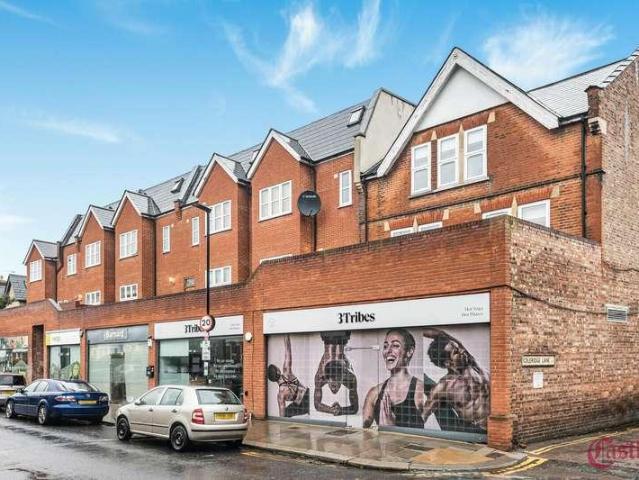 3 bed flat for sale