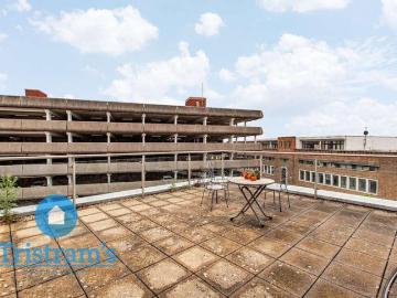 3 bed flat for sale