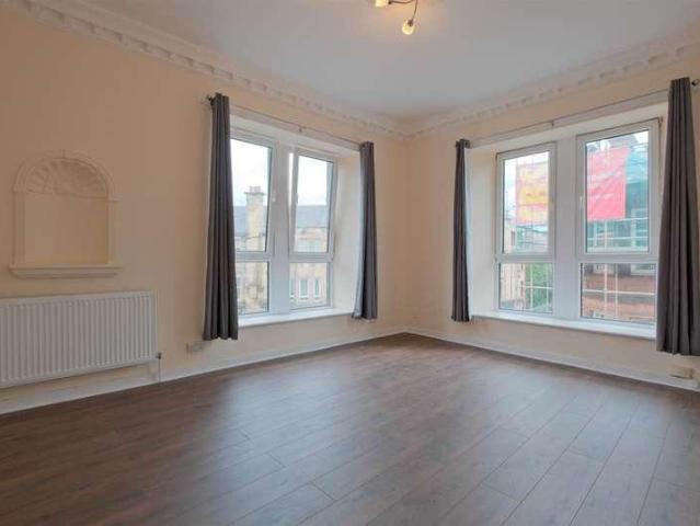3 bed flat for sale