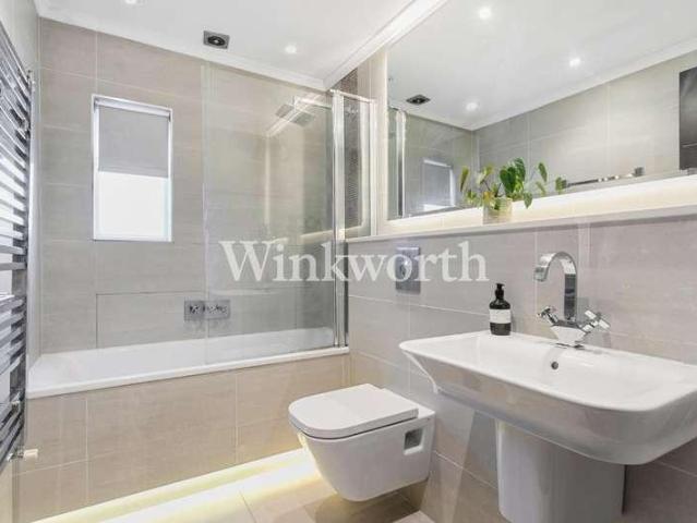 3 bed flat for sale