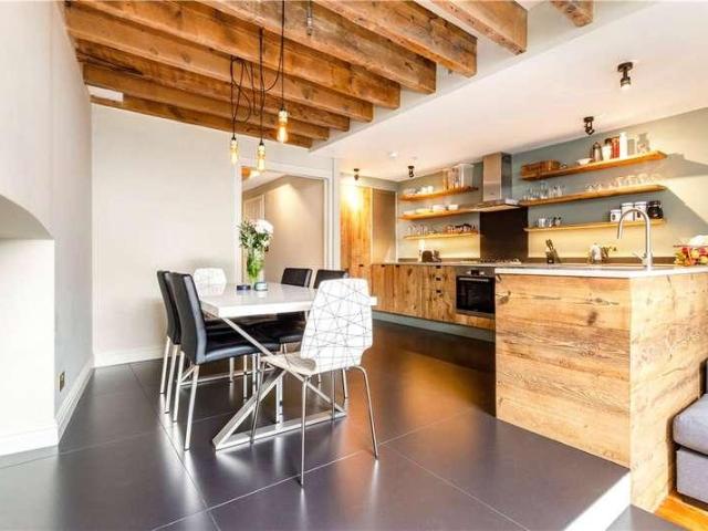 3 bed flat for sale