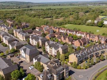 3 bed flat for sale