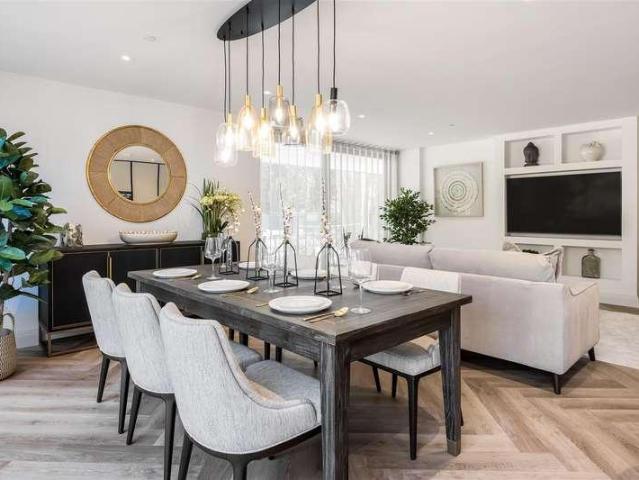 3 bed flat for sale