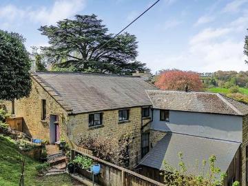 3 bed flat for sale