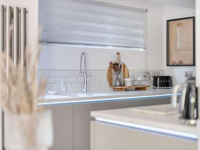 3 bed flat for sale