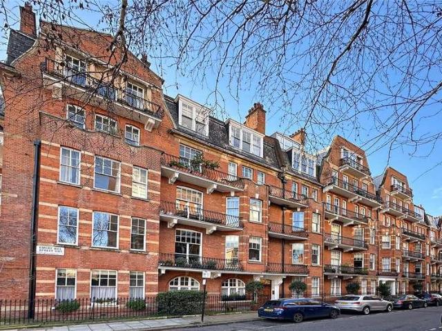 3 bed flat for sale