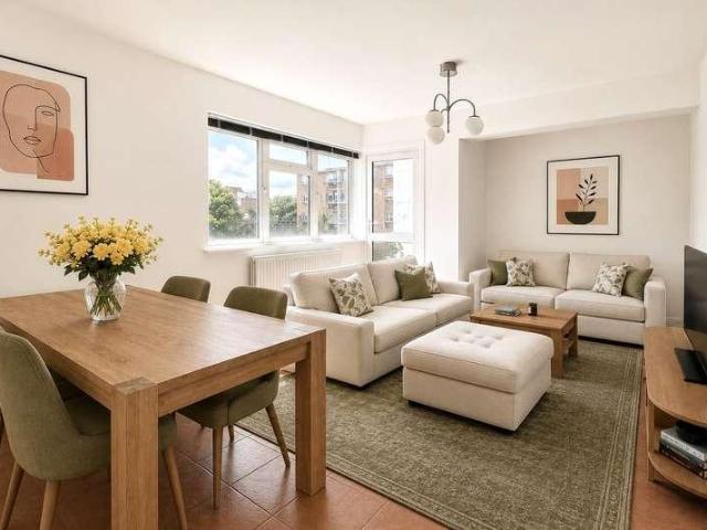 3 bed flat for sale