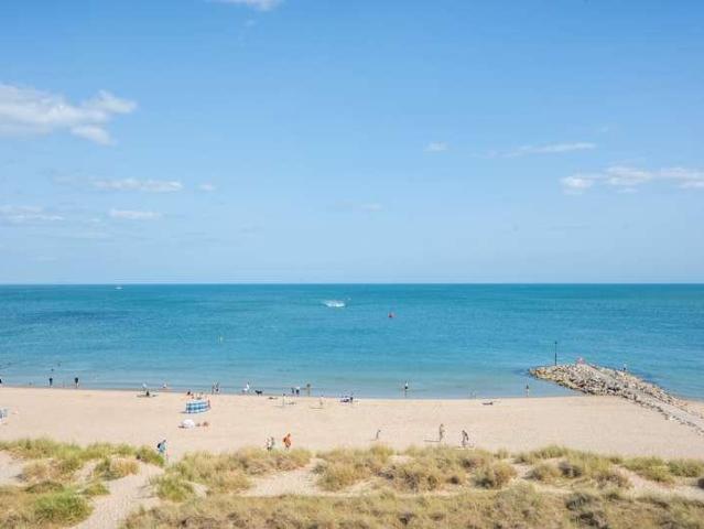 3 bed flat for sale