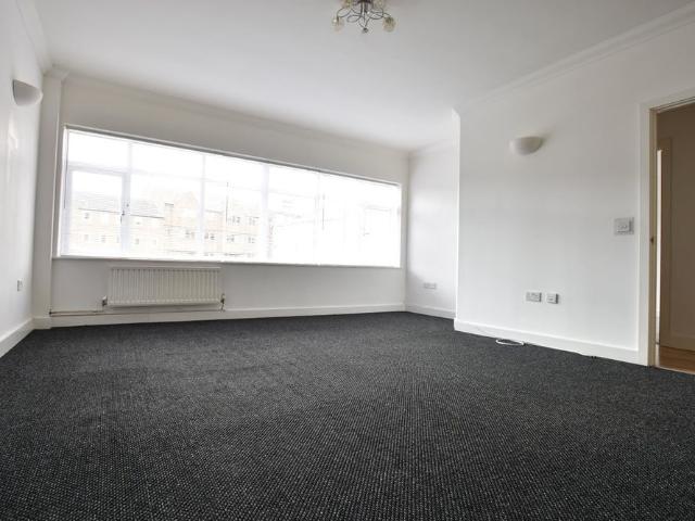 3 Bed Flat, Guildford Street, LU1