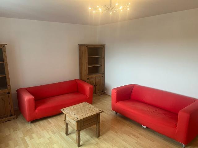 3 Bed Flat, Hilton Gardens, G13
