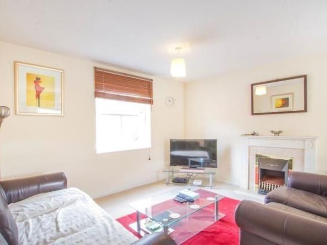 3 Bed Flat, Stapleton, BS16
