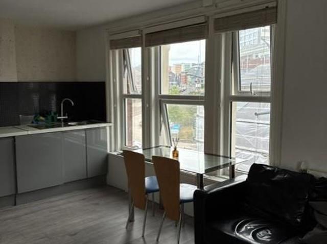 3 Bed Flat To Let On Friargate, Preston City Centre PR1, 3 bed flat to rent, £1,300 pcm | PrimeLocation