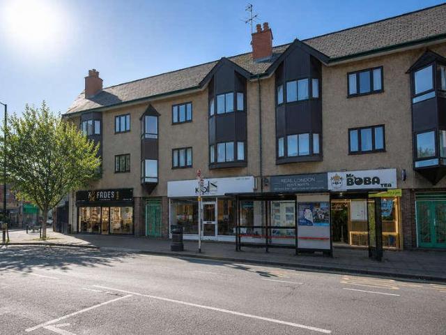 3 bed flat to rent