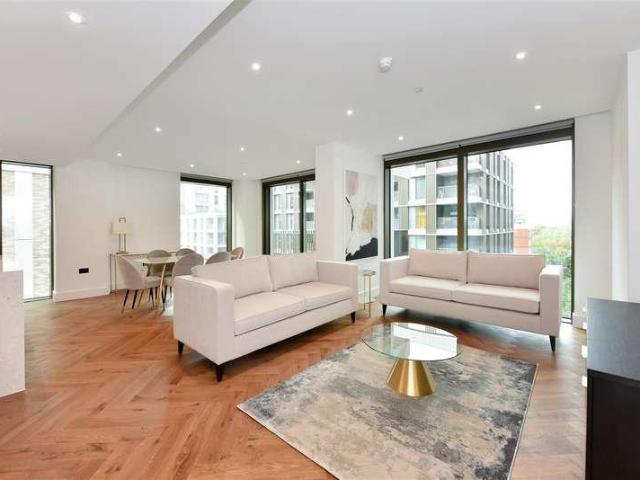 3 bed flat to rent