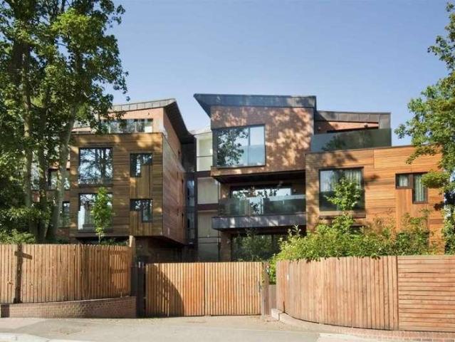 3 bed flat to rent