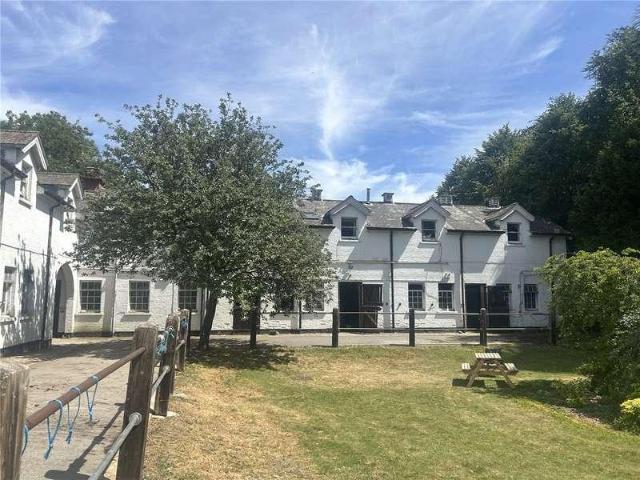 3 bed flat to rent