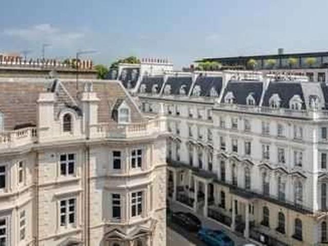 3 bed flat to rent