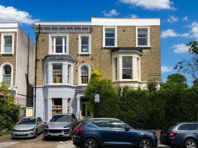 3 bed flat to rent