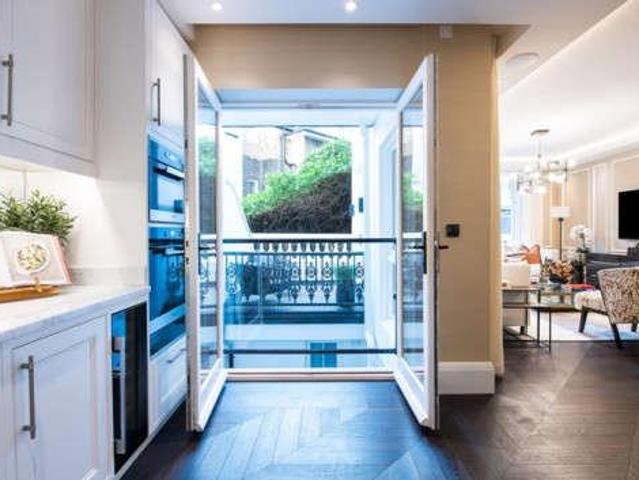 3 bed flat to rent