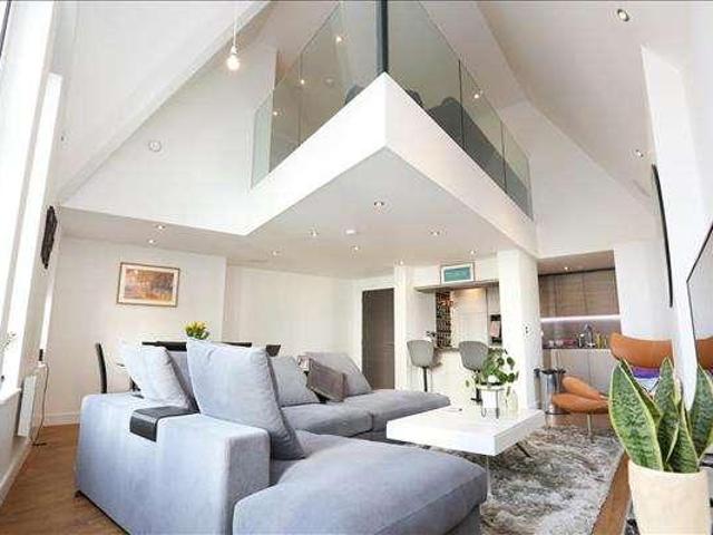 3 bed flat to rent