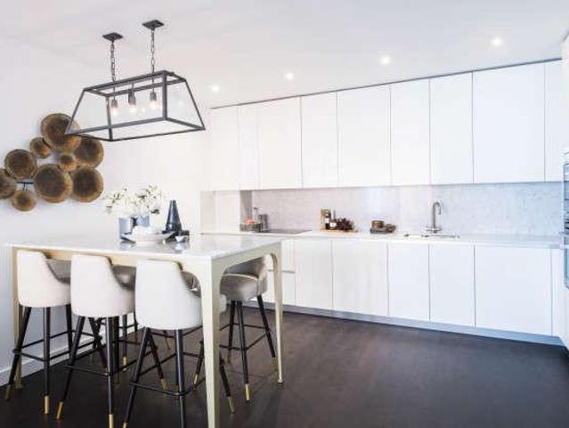 3 bed flat to rent