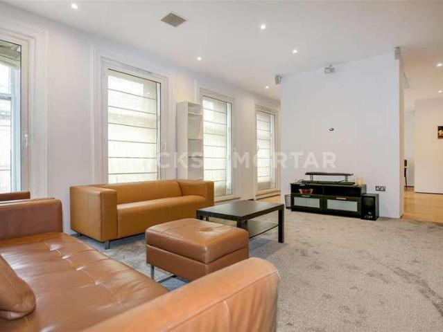 3 bed flat to rent