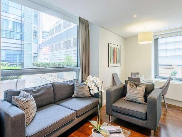 3 bed flat to rent