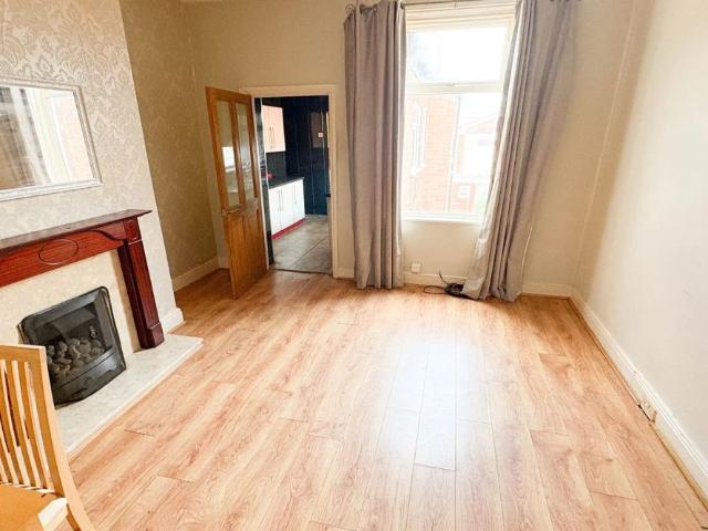 3 bed flat to rent in Canterbury Street, South Shields, NE33