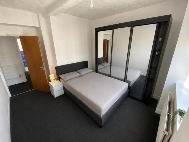 3 Bed Flat to Rent Near Camden Town