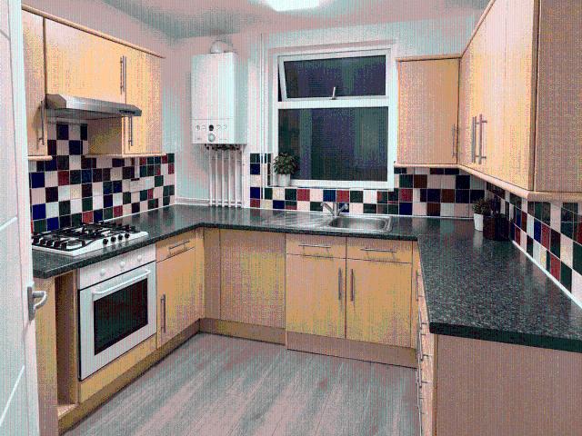 3 bed flat to rent Upper Elmers End, London BR3