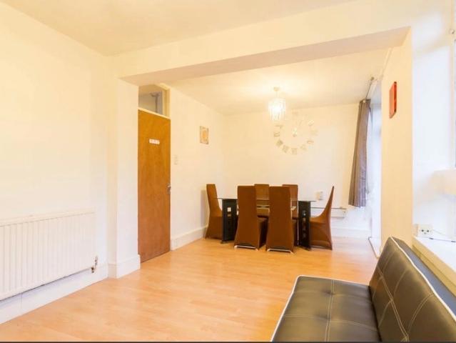 3 Bed flat with garden in central london! Pets ✅