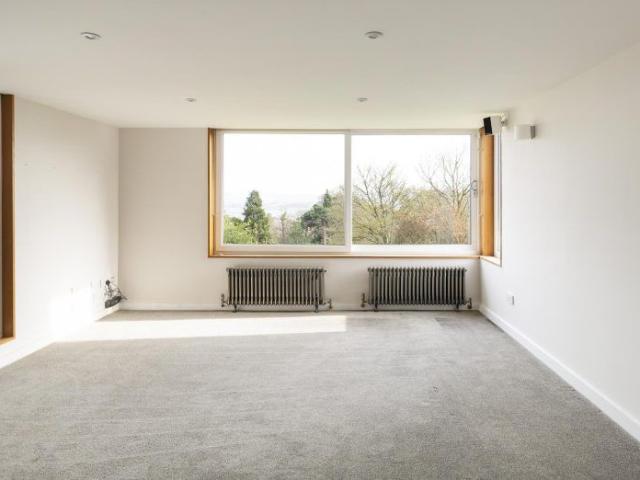 3 Bed Flat