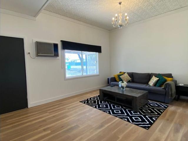 3 BED + FULLY FURNISHED