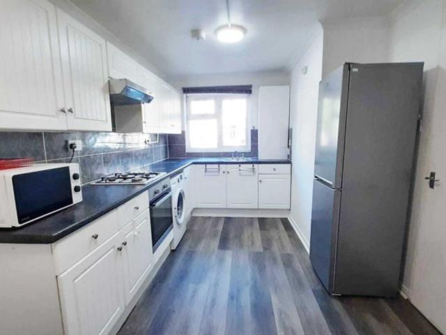 3 Bed Home close to Stratford Station and QE park
